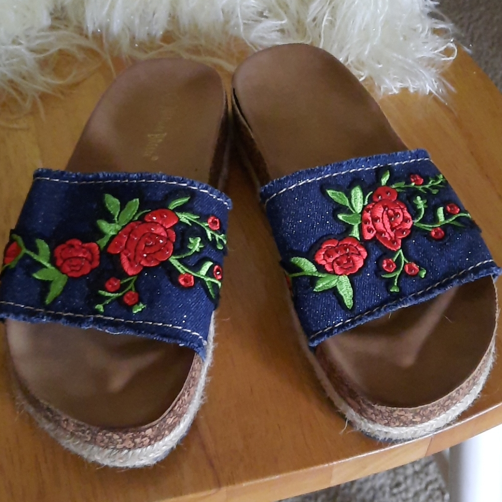 Nature Breeze Sandals